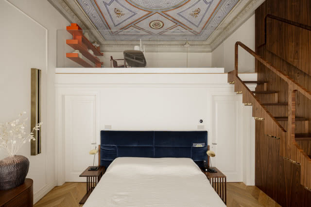 sypialnia z antresolą