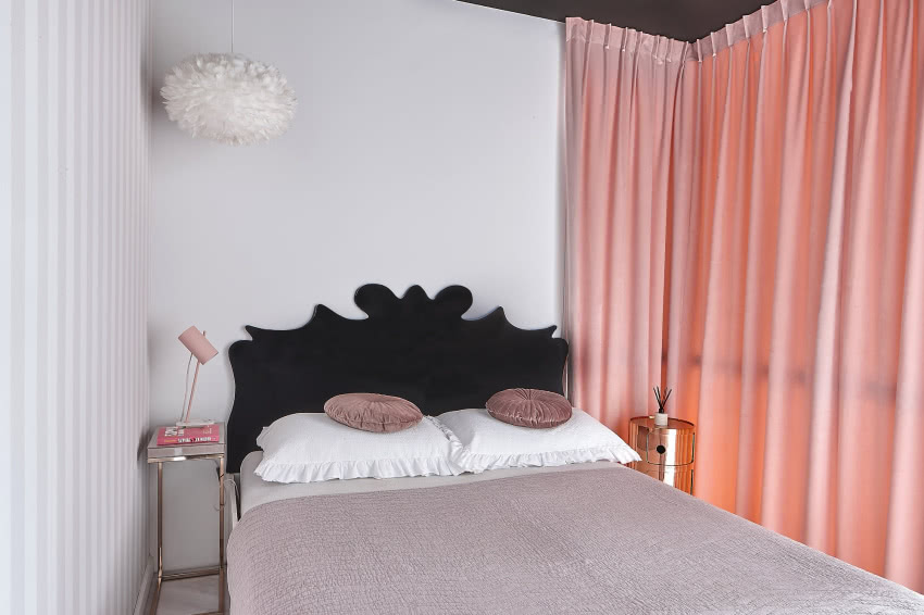 Jak piękny cień wygląda zagłówek,
którego...