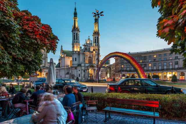 tęcza plac zbawiciela