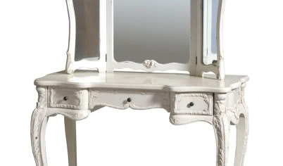 Toaletka - historia kobiecego mebla