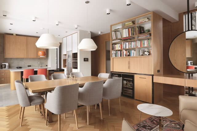 Drewniana zabudowa meblowa