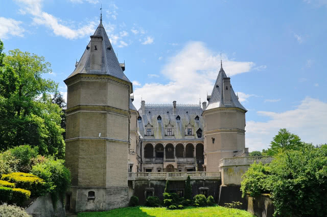 otwarty fragment arkad