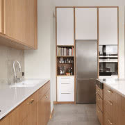 Na ścianach pod prysznicem
praktyczny gres, na...