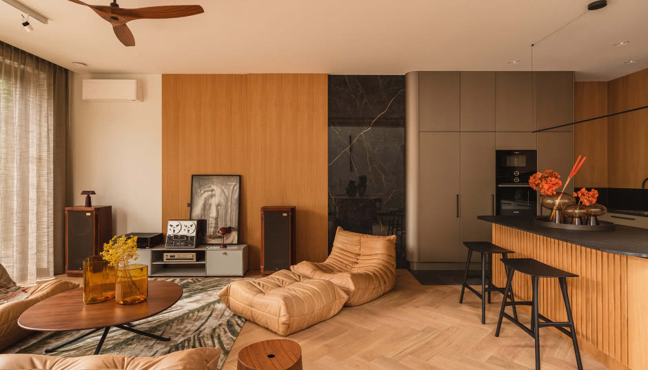 Wnętrza domu w stylu vintage. Z miłości do duńskiego designu i muzyki