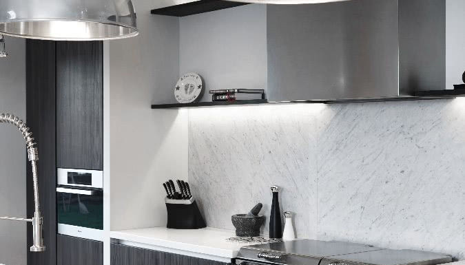 Pfleiderer Natural - praktyczna alternatywa dla blatu z kamienia