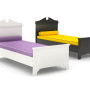 Niemowlęce łóżeczko Clariss ma zdejmowane boki,...