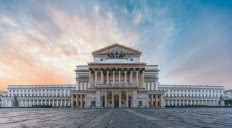 Architekci zmierzą się z ikoną Warszawy. Teatr Wielki - Opera Narodowa przedłuża konkurs na modernizację wnętrz