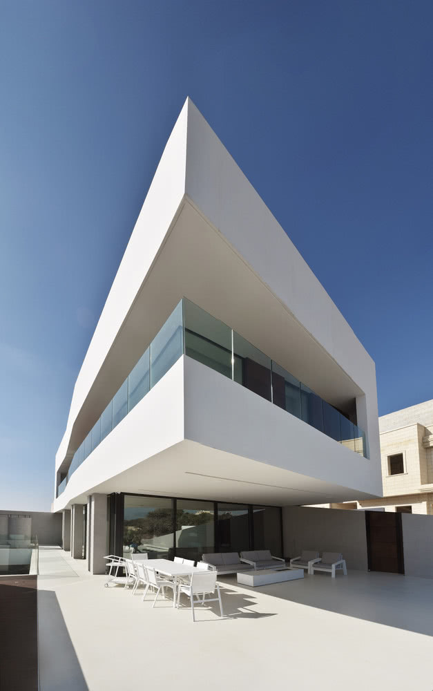 Obok tych domów nie przejdziesz obojętnie! Top 10 architektonicznych perełek!