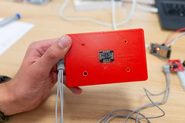 Polscy studenci wśród laureatów Nagrody Jamesa Dysona 2025 - opaska, która ratuje życie