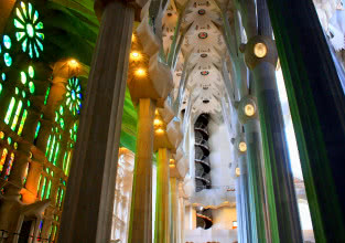Uroczyste otwarcie bazyliki Sagrada Família. Ta świątynia to symbolem kreatywności, wyobraźni i geniuszu