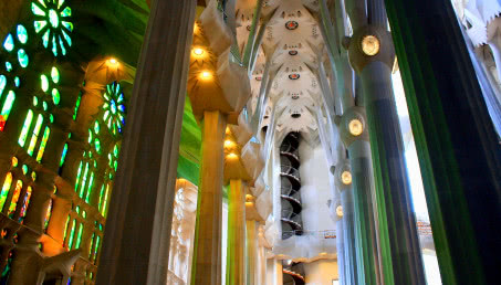 Uroczyste otwarcie bazyliki Sagrada Família. Ta świątynia to symbolem kreatywności, wyobraźni i geniuszu