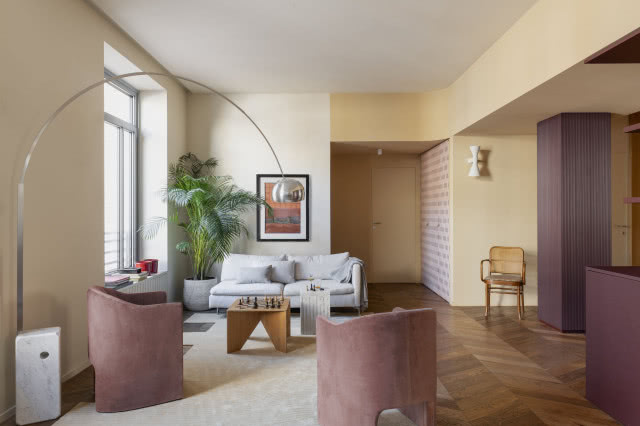 widok z kuchni na salon