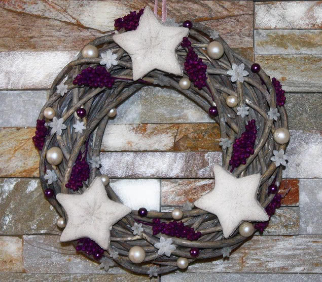 Świąteczny wianek, amfi