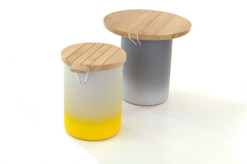 Stołek i stolik ze zdejmowanymi blatami z...