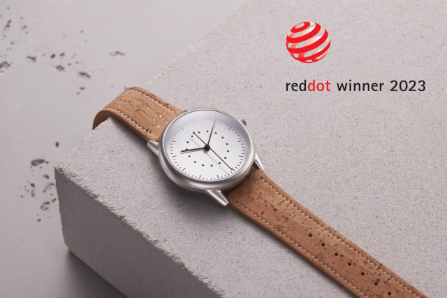 Minimalistyczny zegarek Mudita Moment polskiej ﬁrmy wygrywa nagrodę Red Dot: Product Design 2023