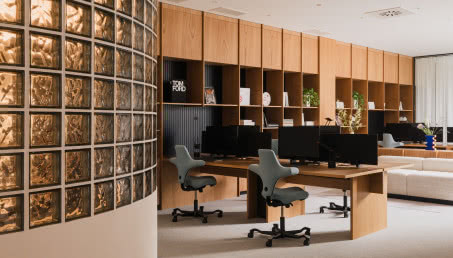Kropla designu w morzu funkcjonalności - nowe biuro OMNIRES w The Park Warsaw