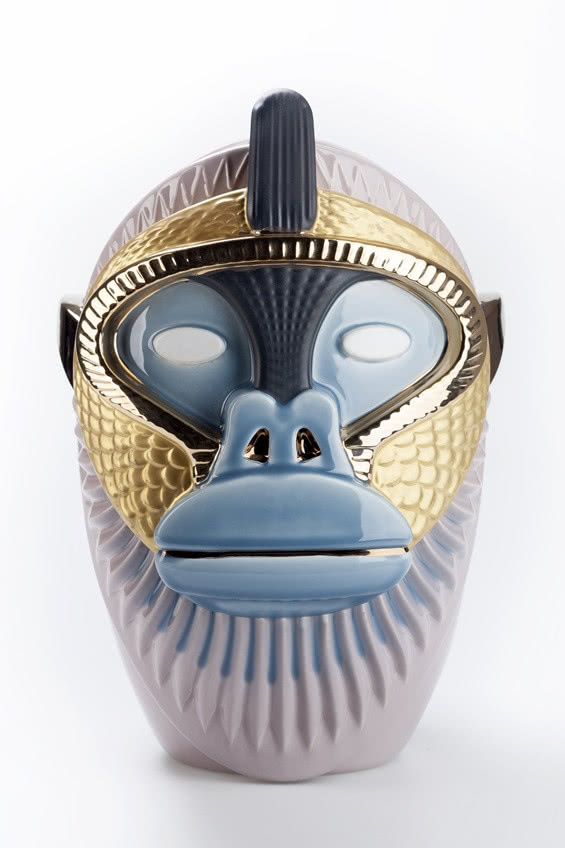 wazon w kształcie łba małpy