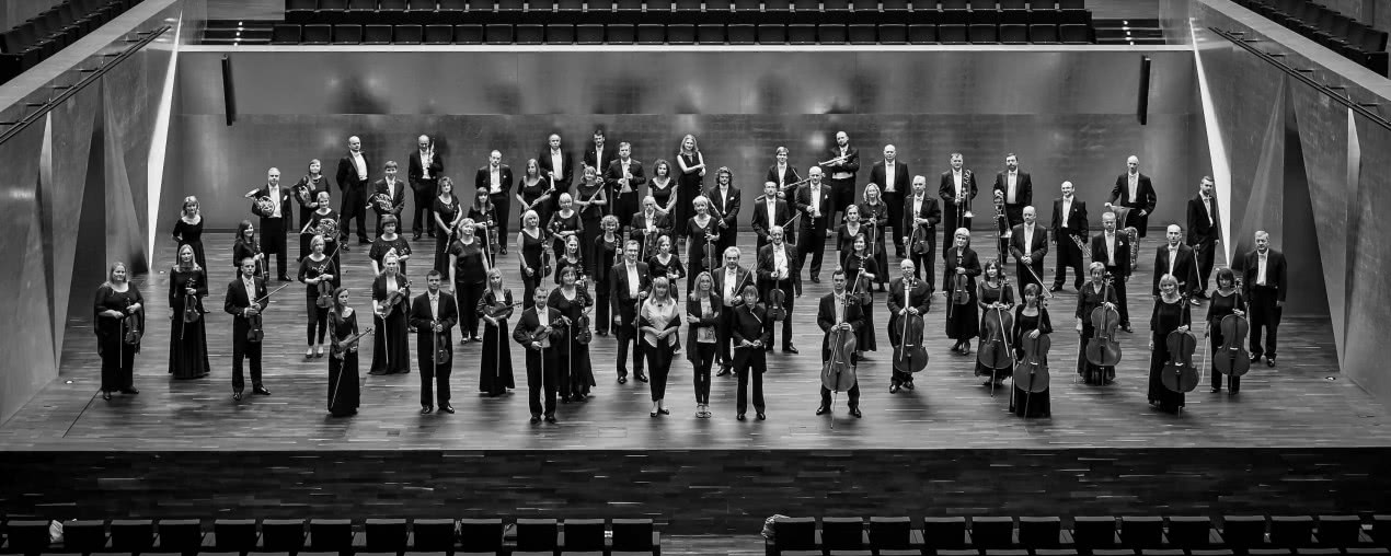 Dziesięciolecie budynku Filharmonii Szczecińskiej i wystawa fotografii Bartka Barczyka
