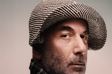 Ron Arad - designer z przypadku. Historia fotela Rover