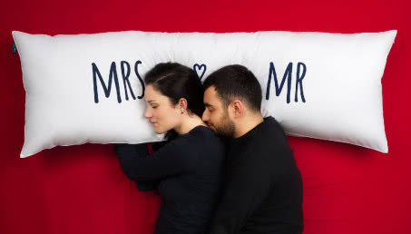 One Pillow - poduszka dla dwojga, a nawet trojga!