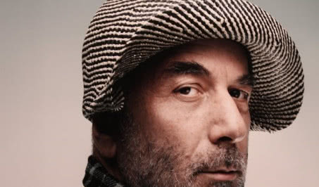 Ron Arad - designer z przypadku. Historia fotela Rover