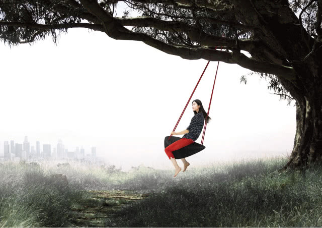 „Ułanka” Alka Rokosza nawiązuje do idei Jinba-Ittai (jedność jeźdźca z koniem) będącej jedną z podstaw filozofii projektowania Mazdy.