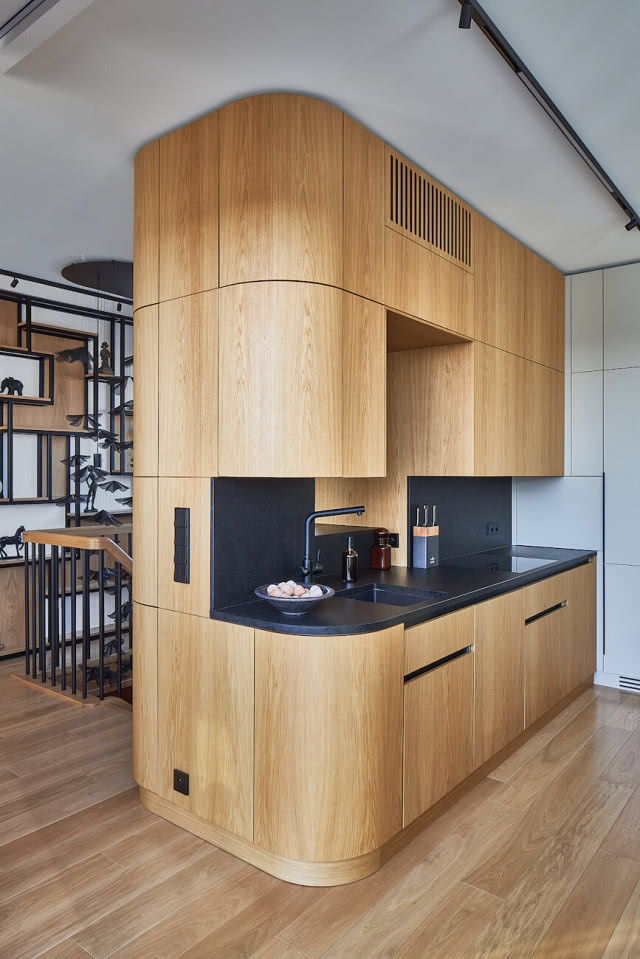 kuchnia na wymiar dębowa