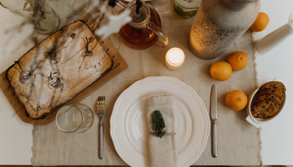 Jak złożyć serwetki na stół? Sposoby na składanie serwetek