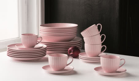 Jest jedną z największych fabryk porcelany w Europie! Historia kaszubskiej marki Lubiana