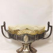 Kryształowa patera w srebrnej
oprawie, Polska,...