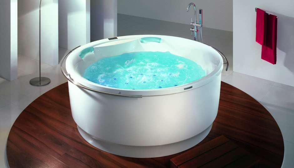 Kapiel w wannie - luksusowo