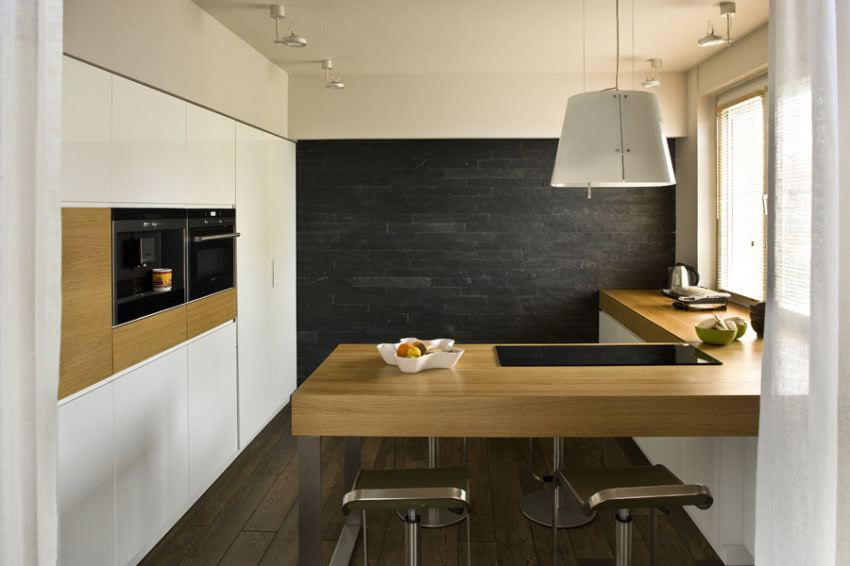 Otwarta kuchnia z salonu jest prawie...