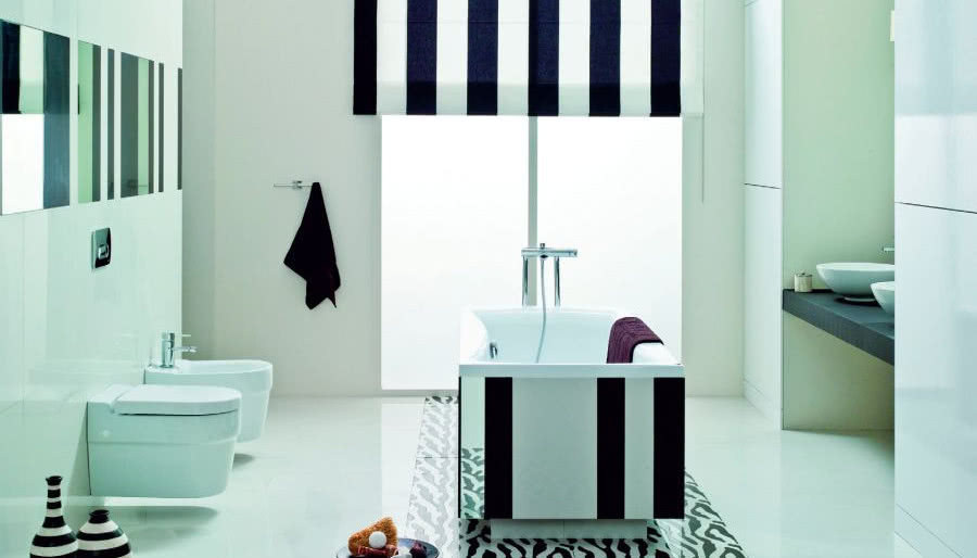 Płytki, tapeta czy farba - co na ściany w łazience?