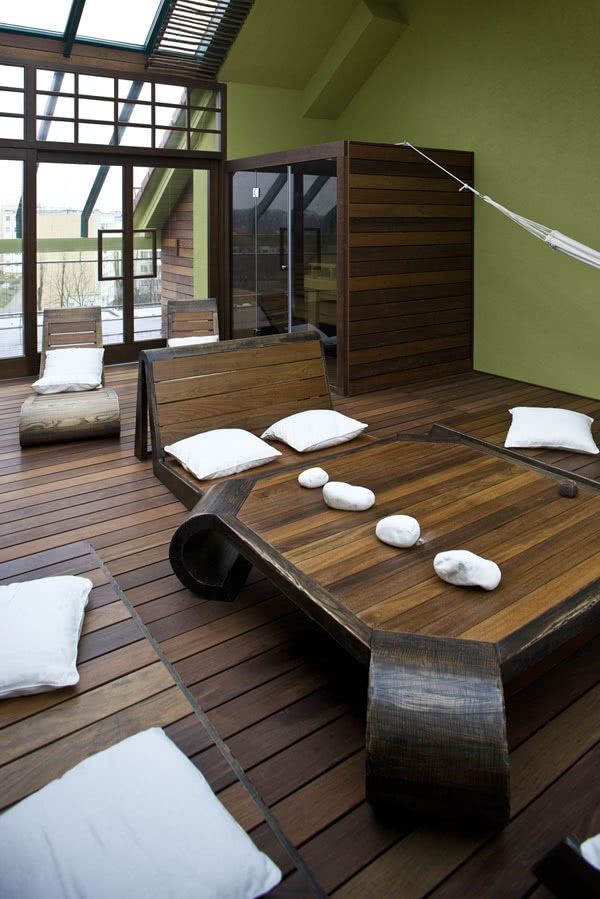 Meble do pokoju z sauną zaprojektował i wykonał...