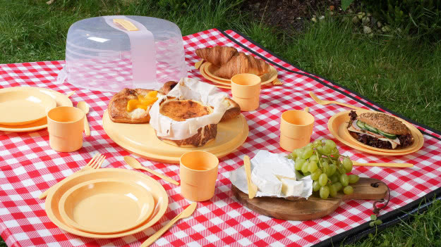 Co zabrać na piknik? Te produkty sprawią, że posiłki pod gołym niebem będą niezapomniane