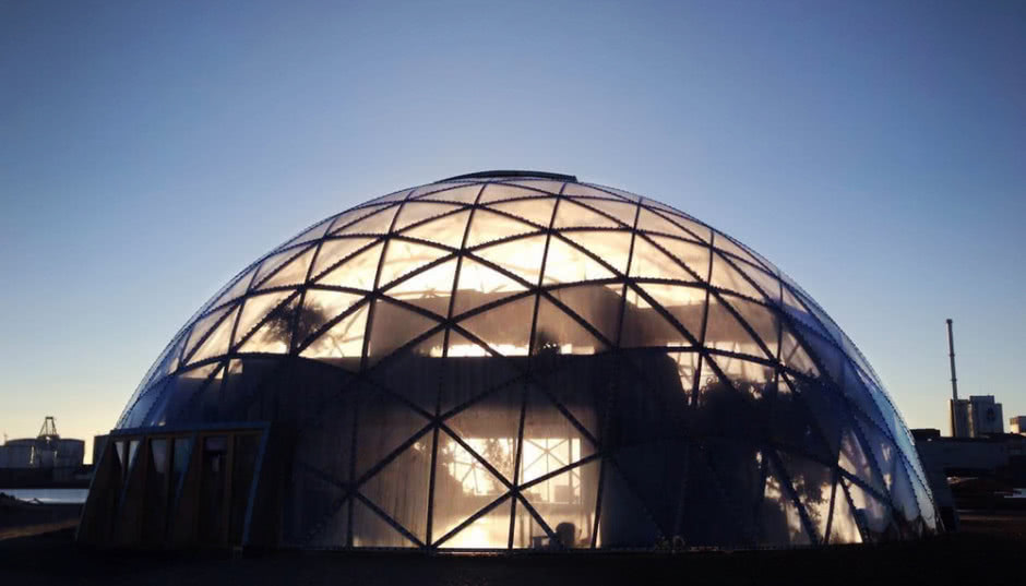 Jak wygląda dom kopułowy? Czy można go wybudować w Polsce?