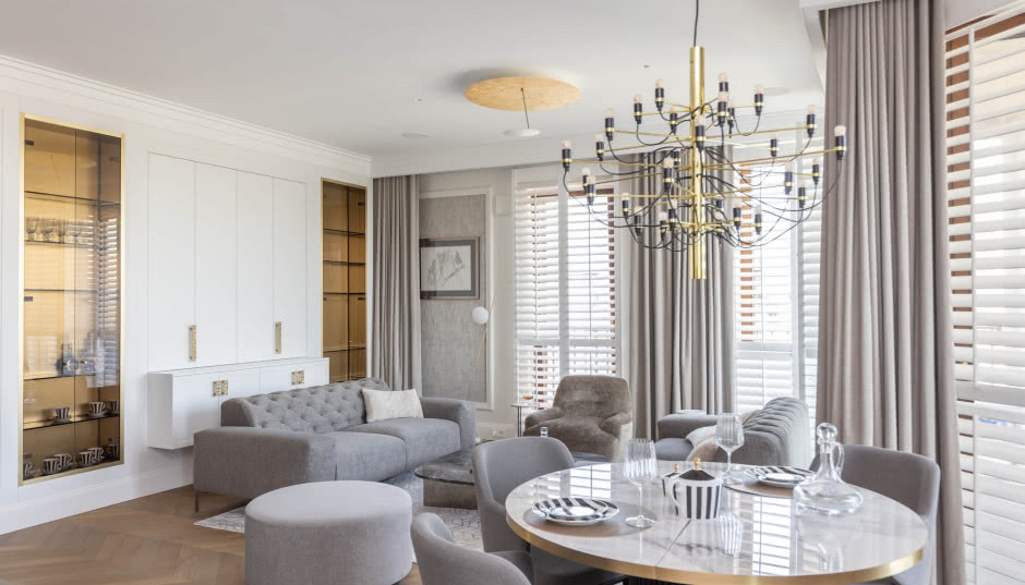 Mieszkanie w stylu modern classic. Holistyczny szyk