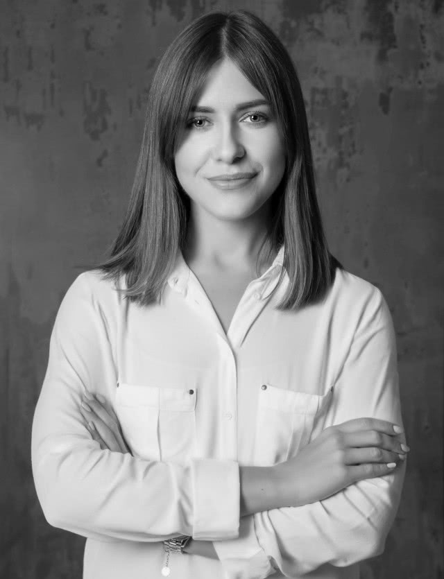 Aneta Konowrocka, Cosentino