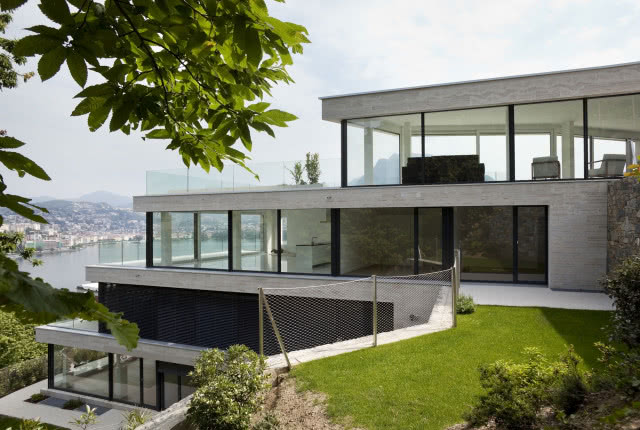 nowoczesny dom z płaskim dachem