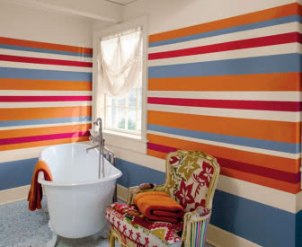 Ściany w łazience pomalowane wodorozcieńczalną, lateksową farbą akrylową