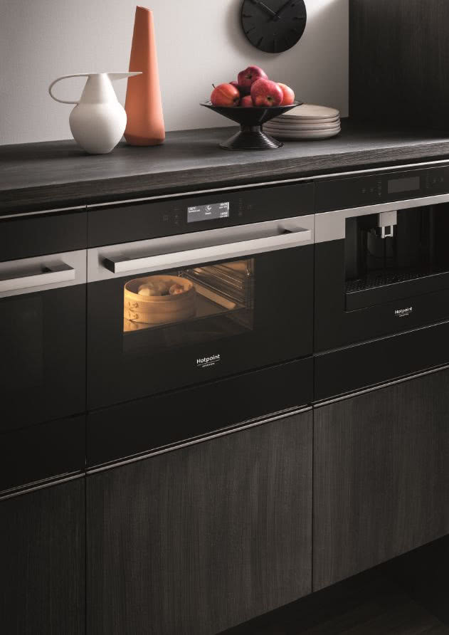 Kuchenka mikrofalowa do zabudowy Hotpoint