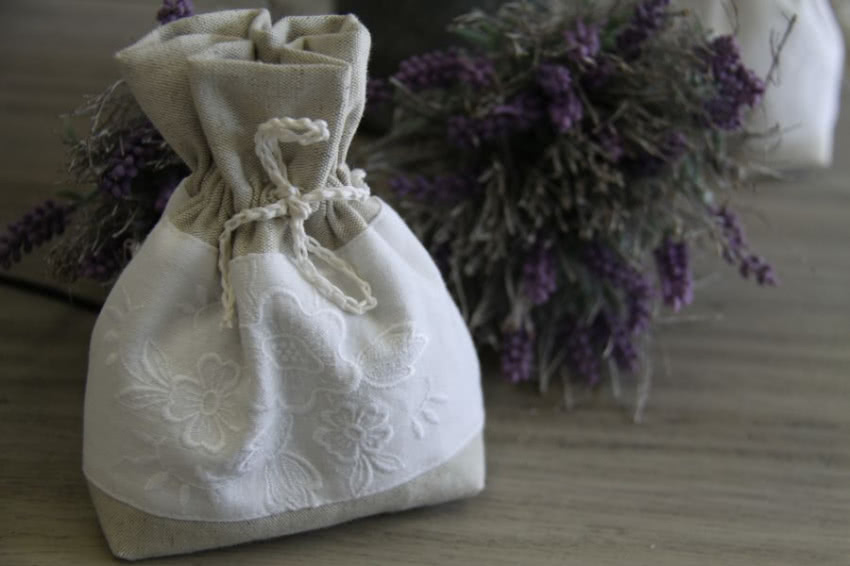 Ręcznie robiony woreczek zapachowy z lawendą,...
