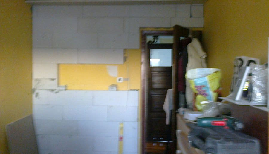 Dekoracja ścian w jadalni