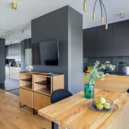 Mieszanka klasyki i stylu loftowego na warszawskiej Woli