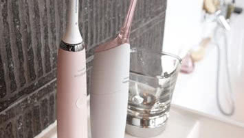 Szczoteczka Philips Sonicare w różowej, damskiej edycji