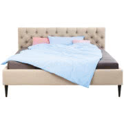 Niskie ramy łóżkowe to dobry pomysł dla młodych....