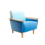 Talerze różowe i błękitne oraz ze scenkami...