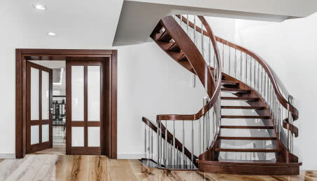 Schody gięte na zamówienie - rozmaite realizacje