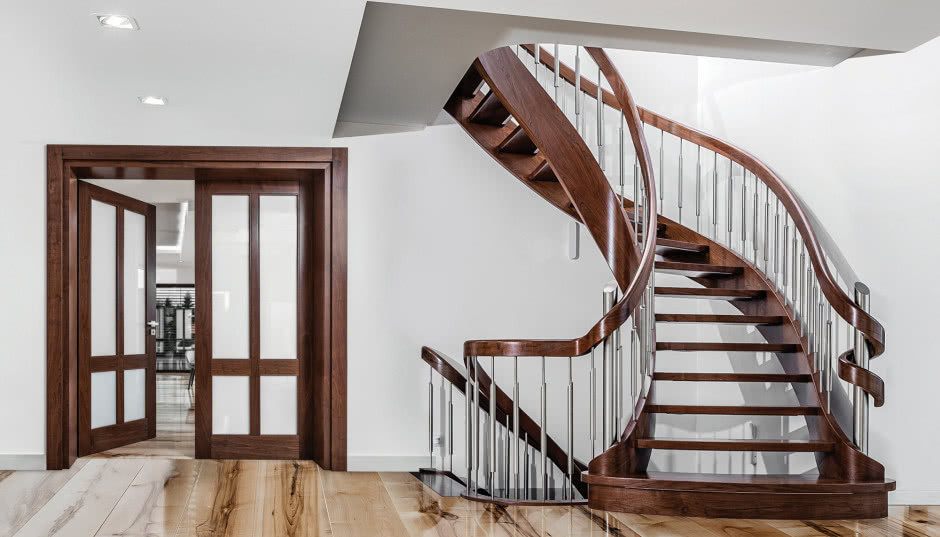 Schody gięte na zamówienie - rozmaite realizacje