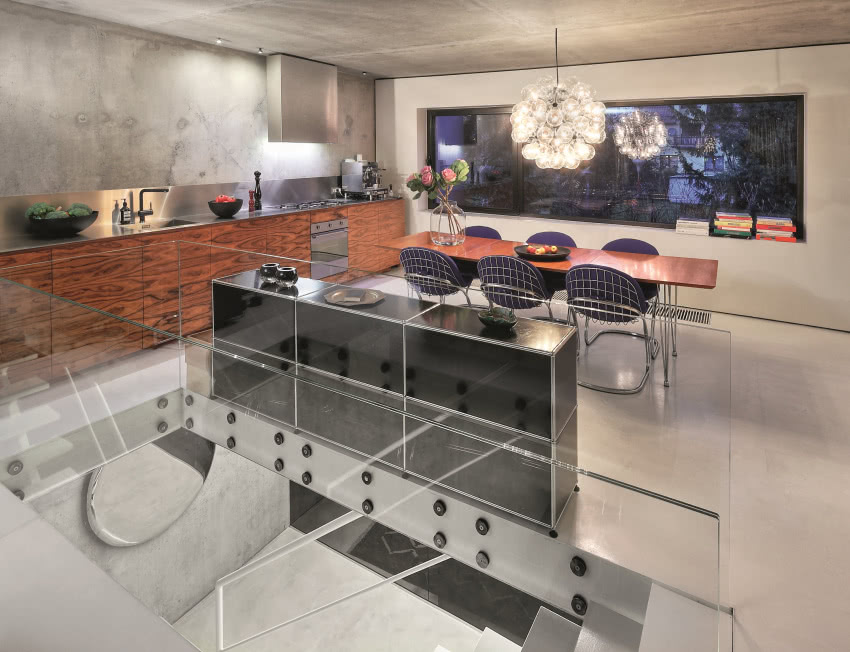 Zabudowę kuchenną wykonał Andrzej Krempa
w...